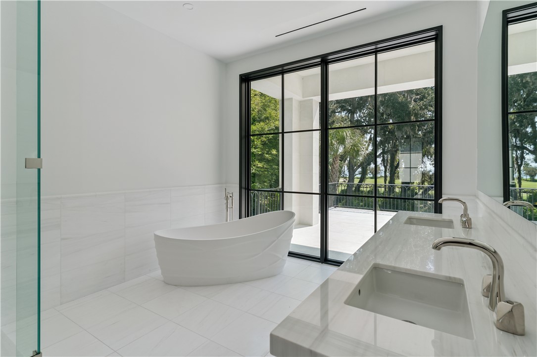 492 Forest Road