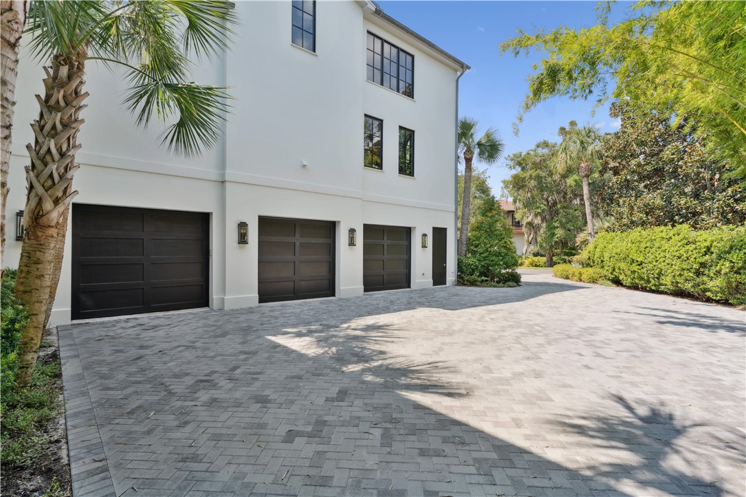 492 Forest Road