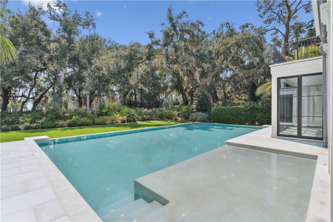 492 Forest Road