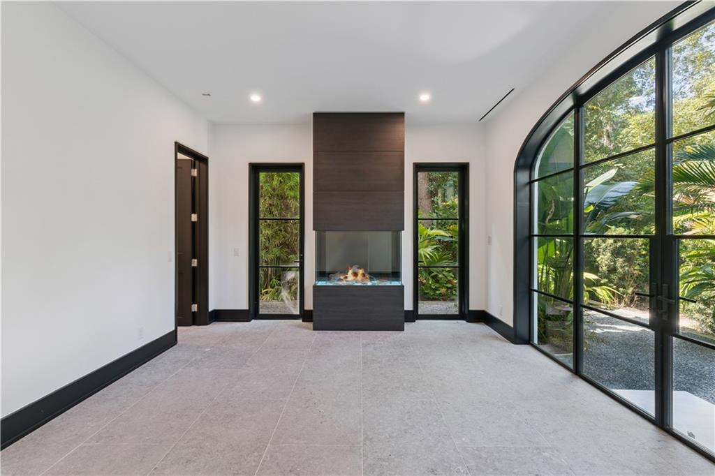 492 Forest Road