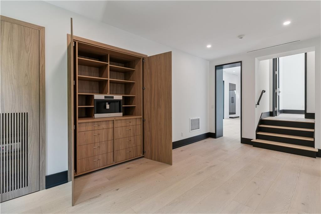 492 Forest Road