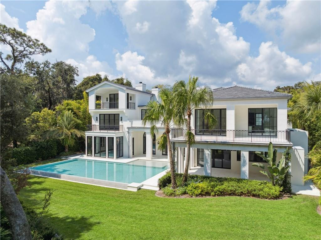 492 Forest Road
