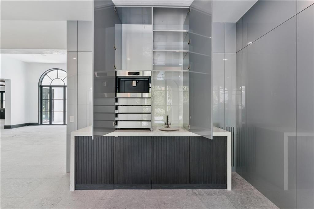 492 Forest Road