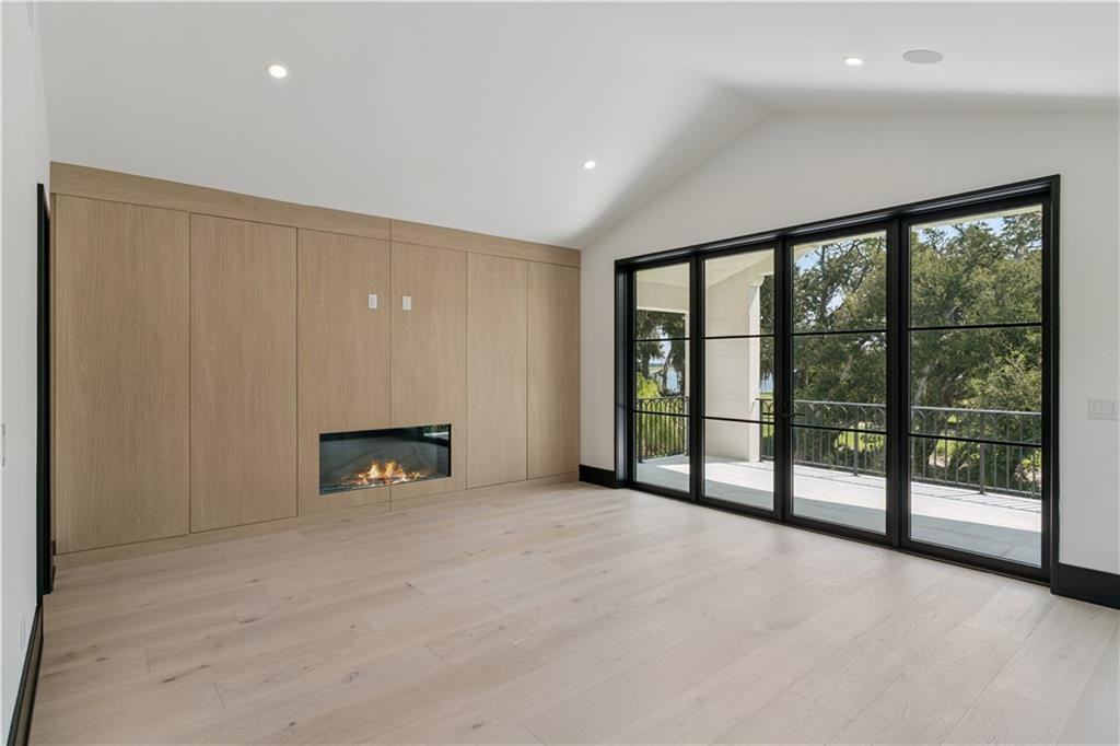 492 Forest Road