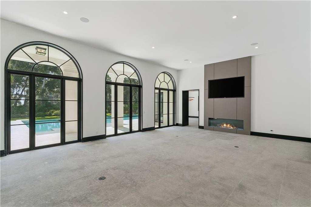 492 Forest Road