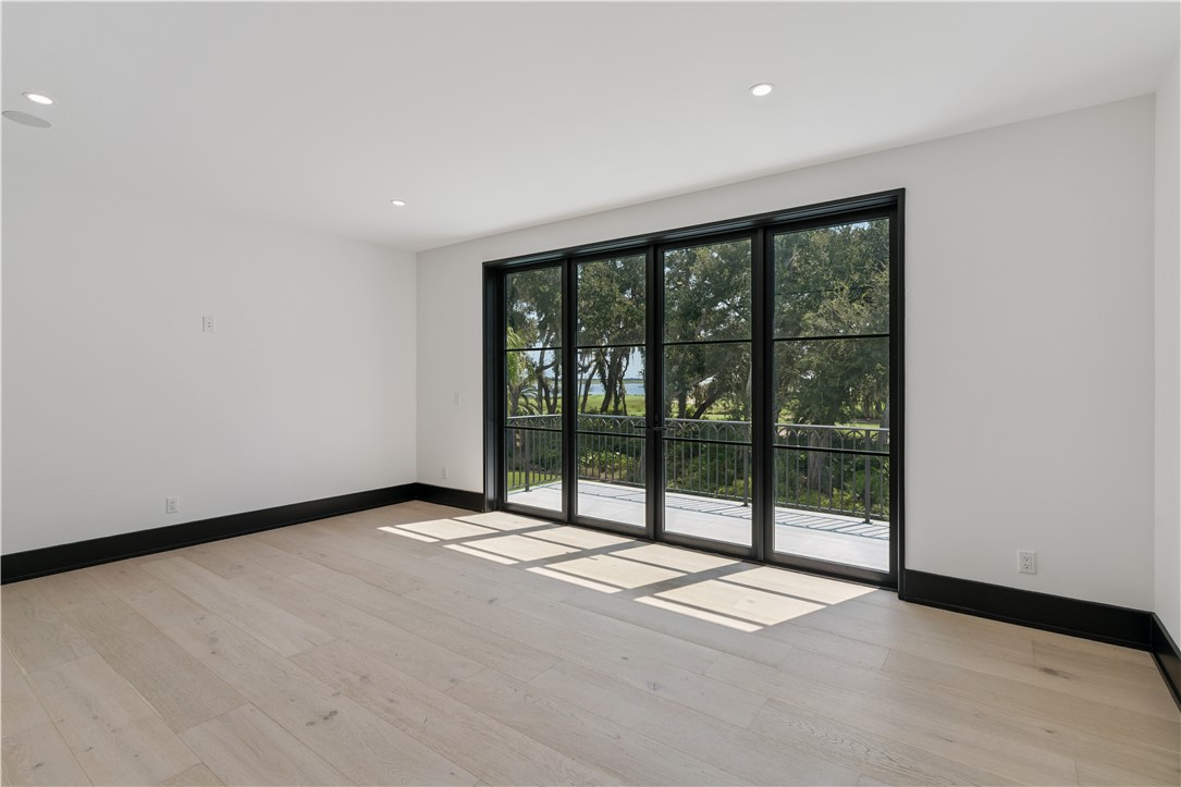 492 Forest Road
