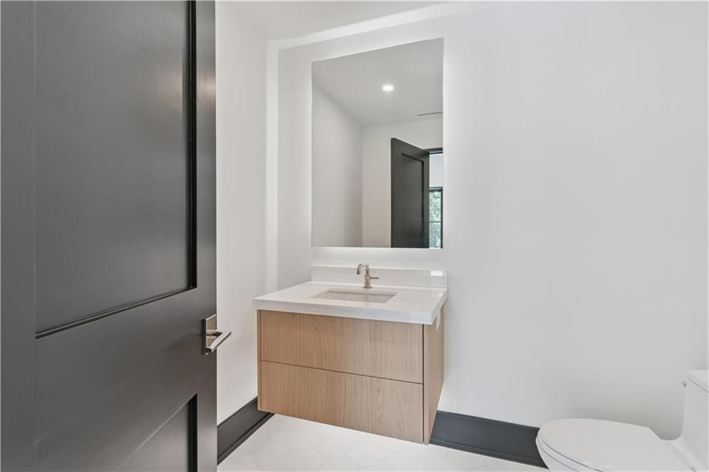 492 Forest Road