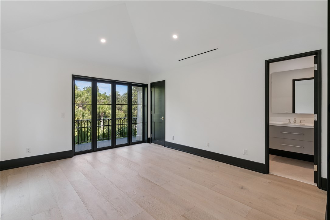 492 Forest Road
