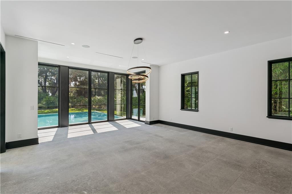 492 Forest Road
