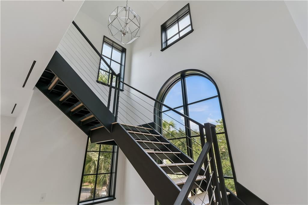 492 Forest Road