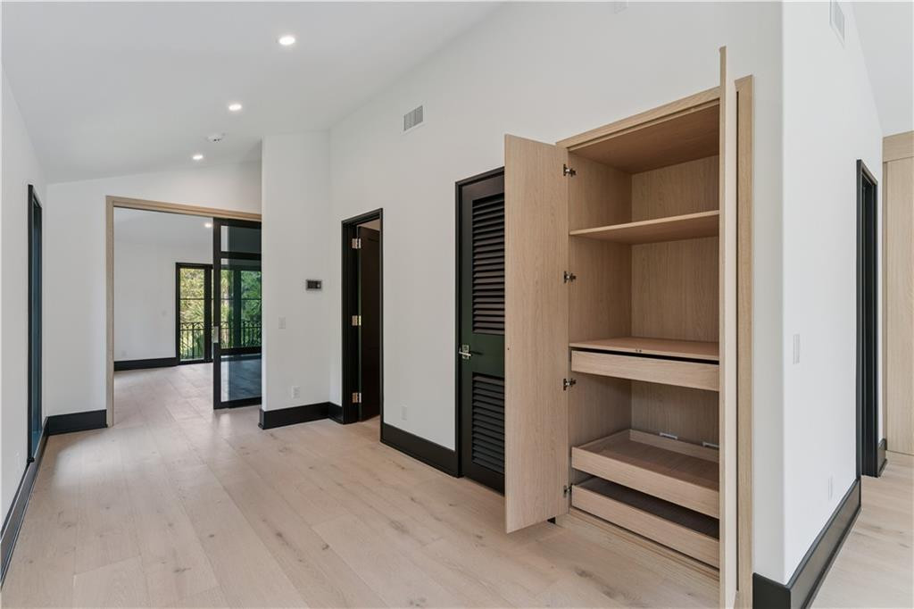 492 Forest Road
