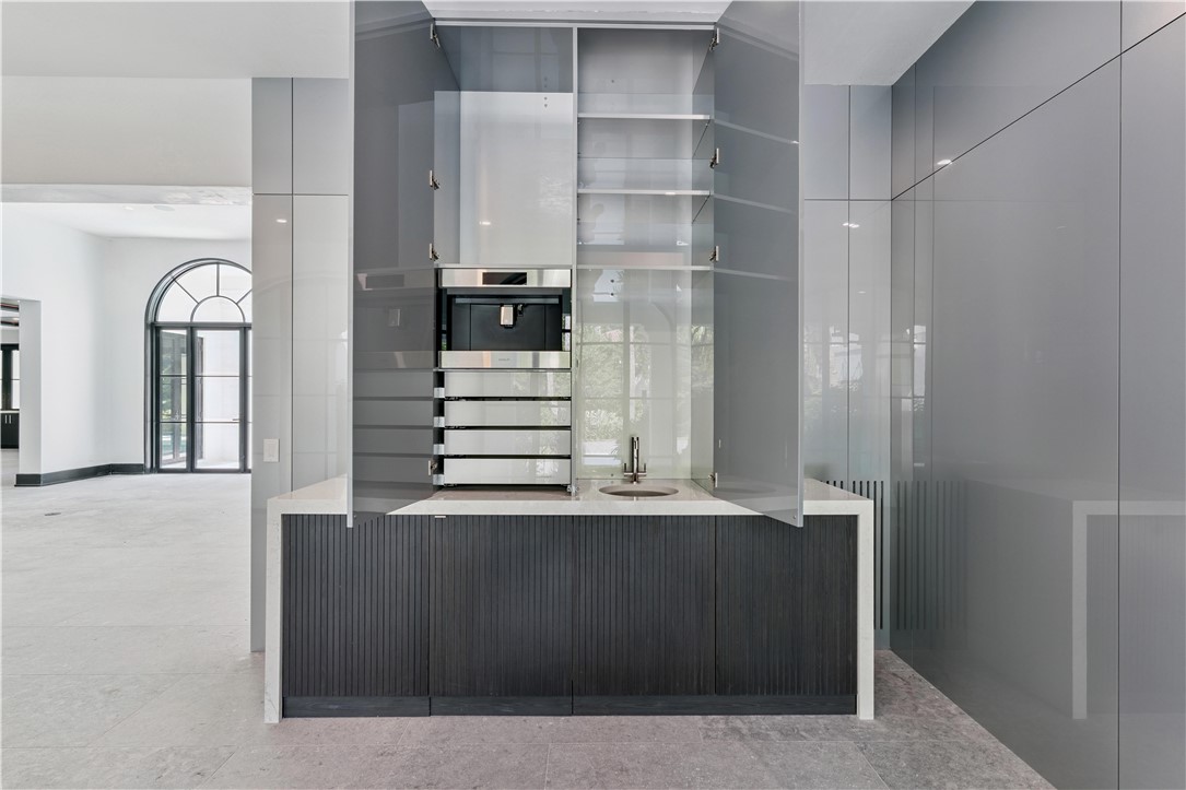 492 Forest Road