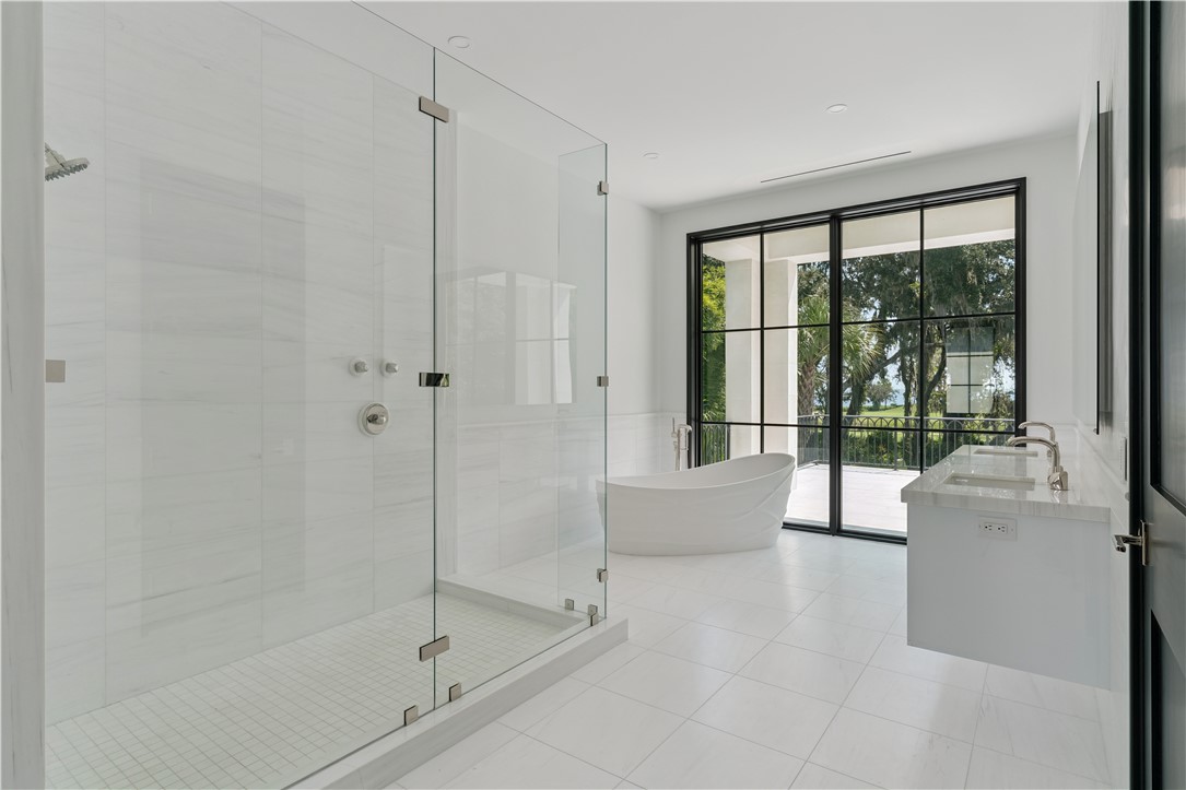 492 Forest Road