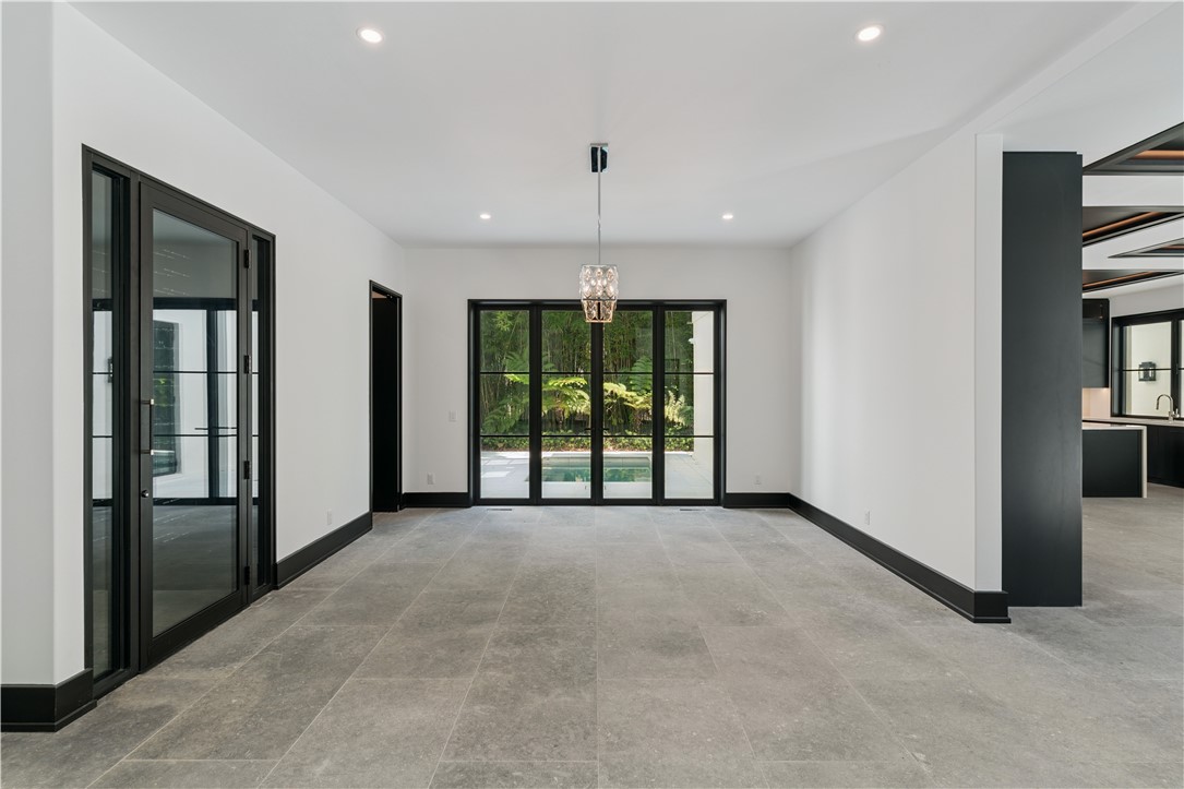 492 Forest Road