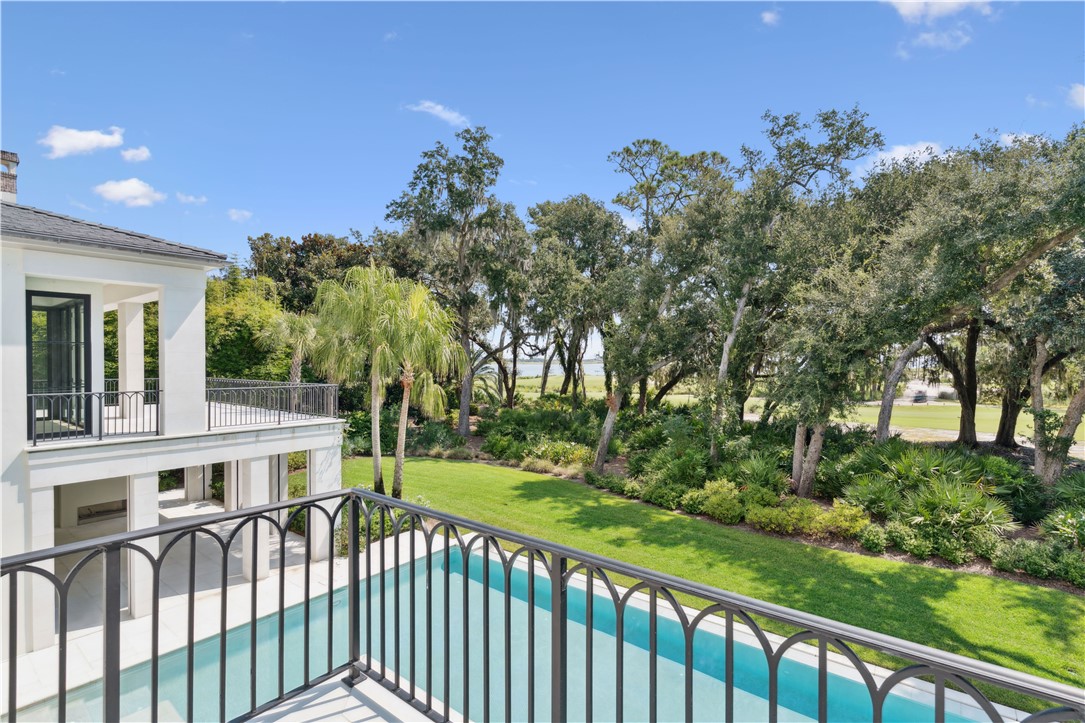 492 Forest Road