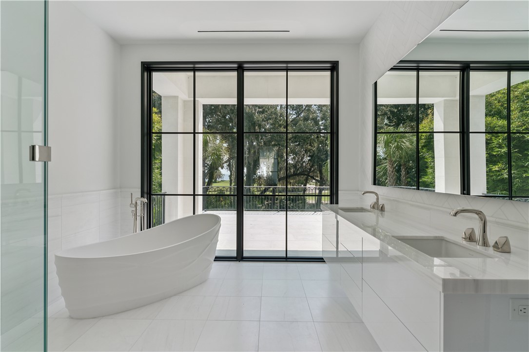 492 Forest Road