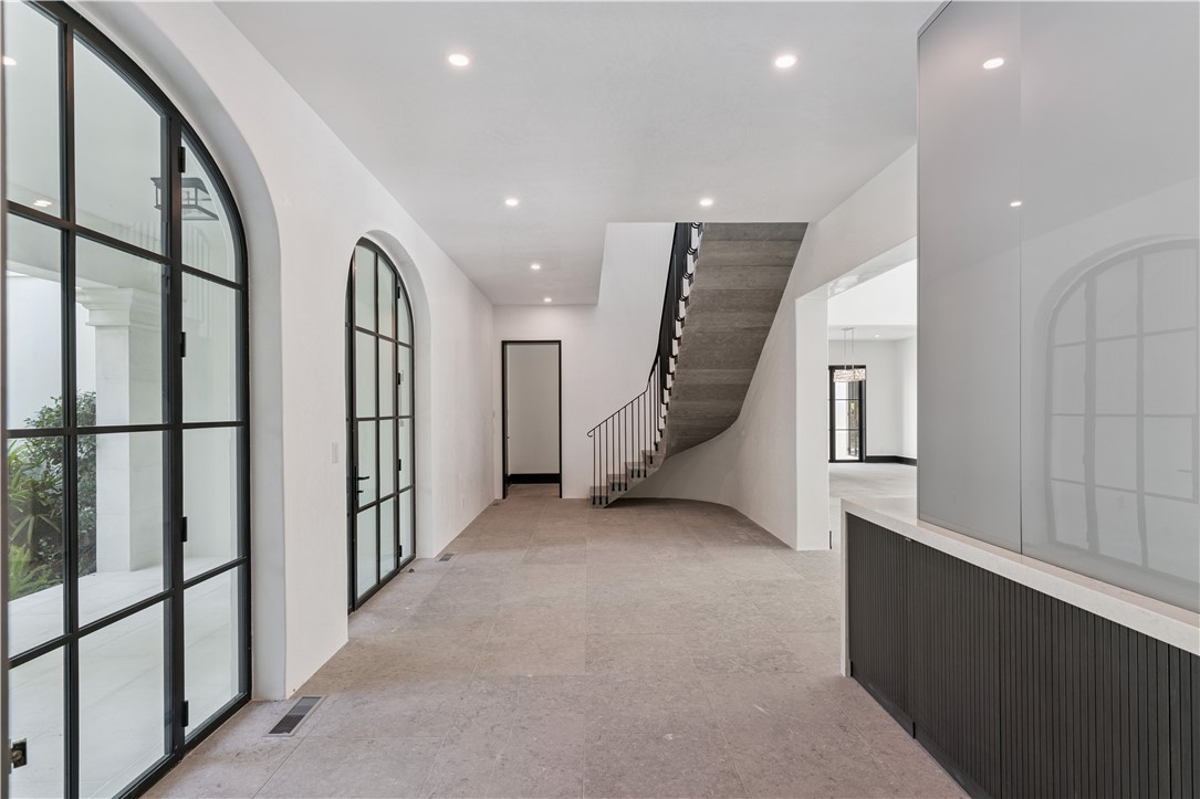 492 Forest Road