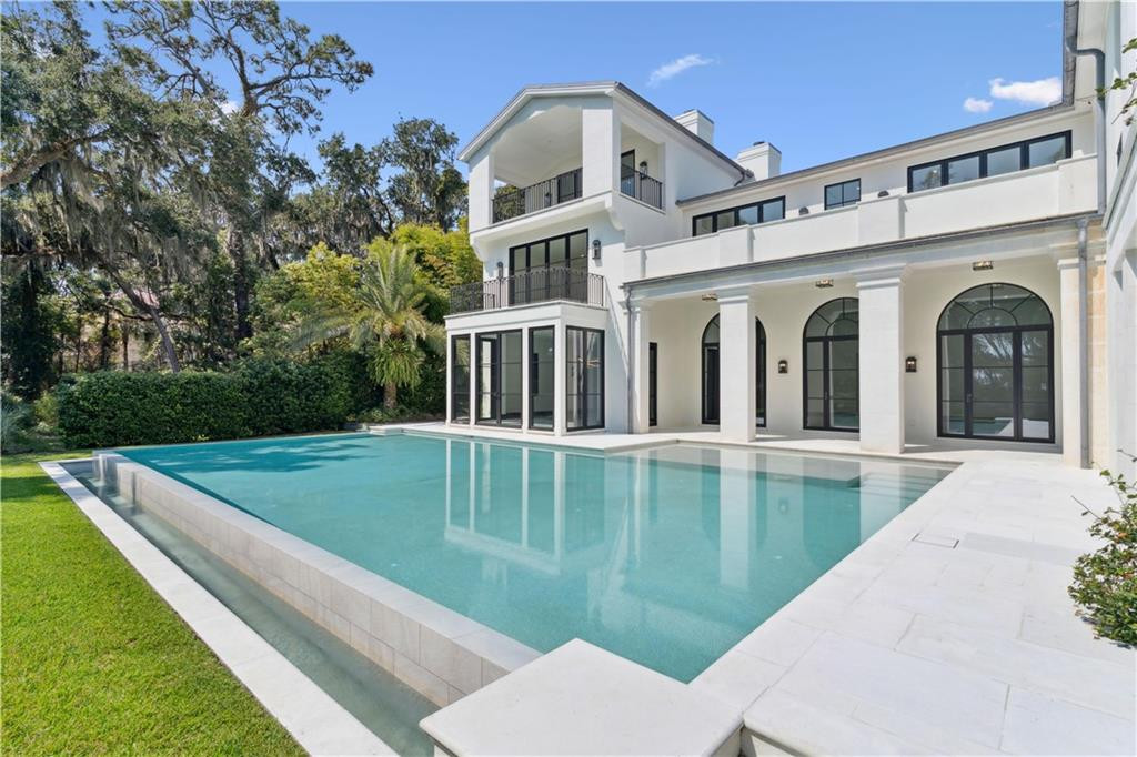 492 Forest Road