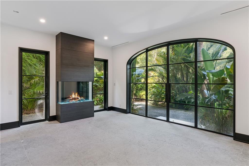 492 Forest Road