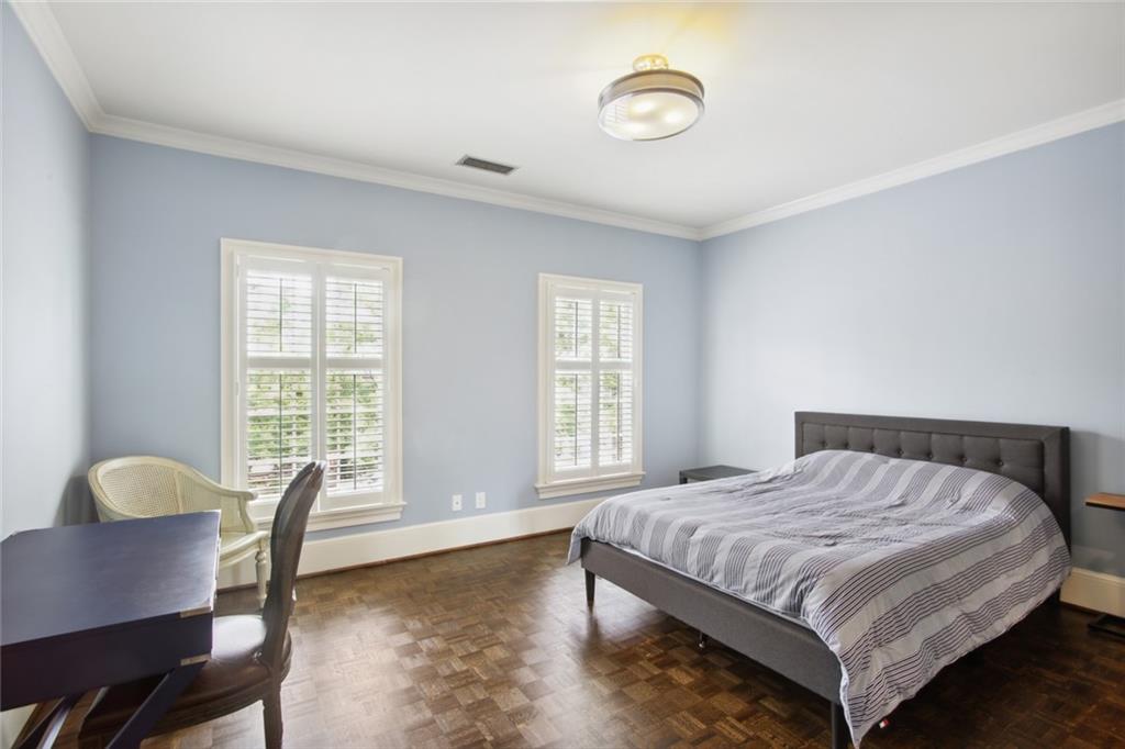 403 Townsend Place NW