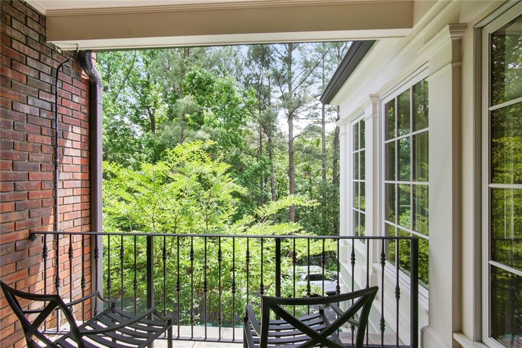 403 Townsend Place NW