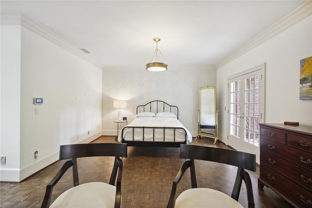 403 Townsend Place NW