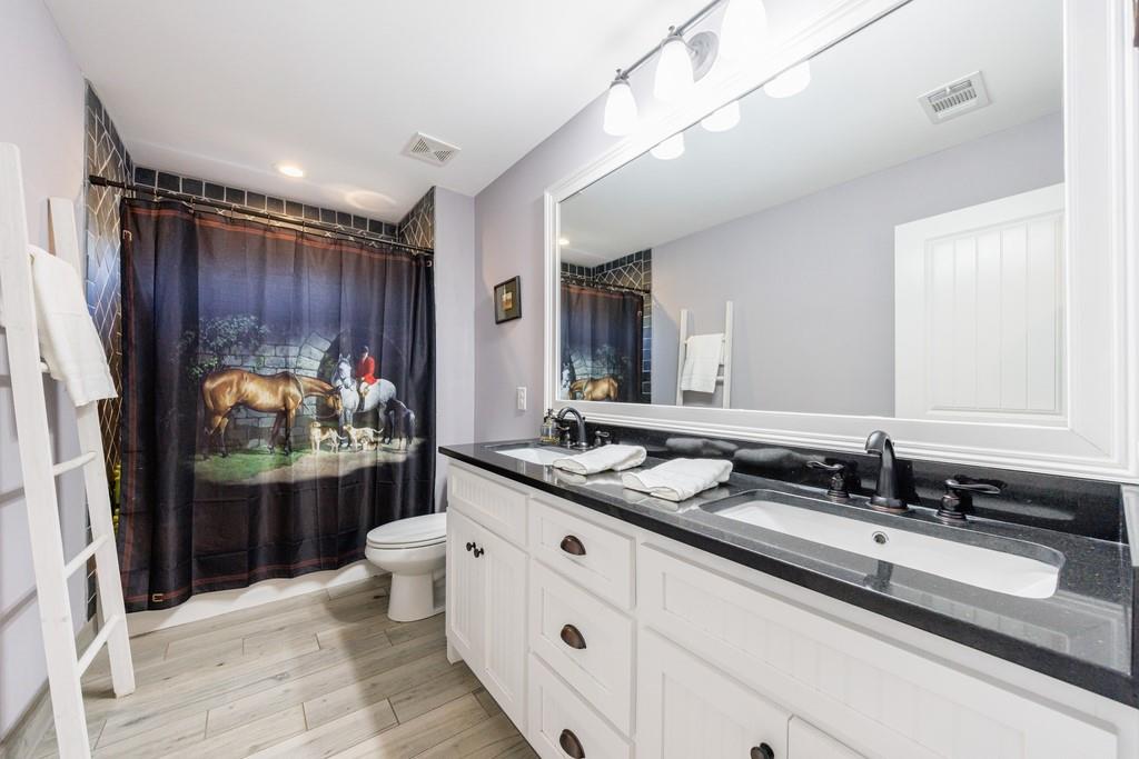 3055 Spring Hill Drive