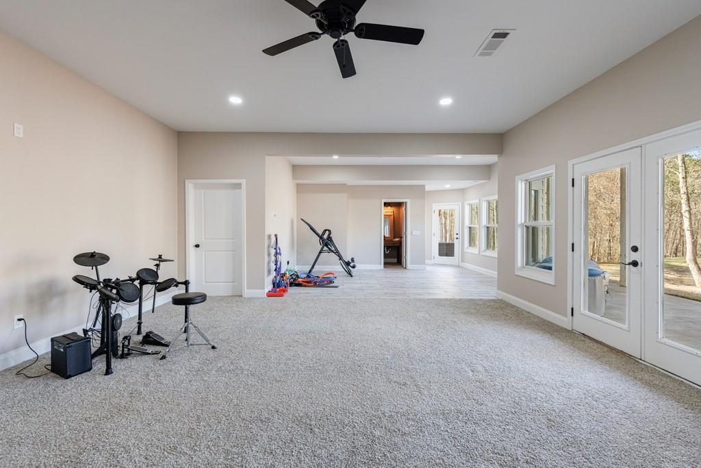 3055 Spring Hill Drive