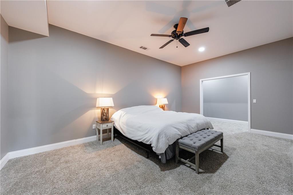 3055 Spring Hill Drive