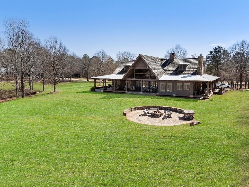 975 Blalock Lakes Drive