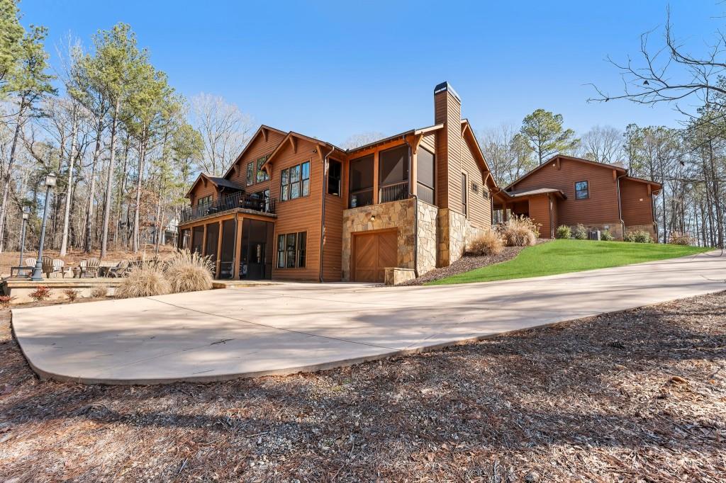 975 Blalock Lakes Drive