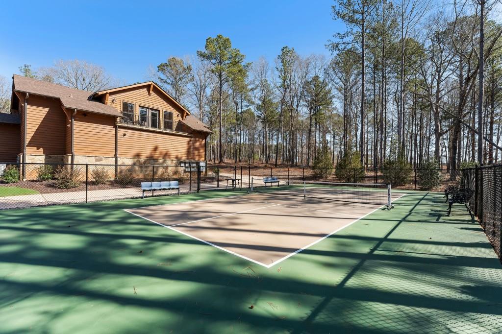975 Blalock Lakes Drive
