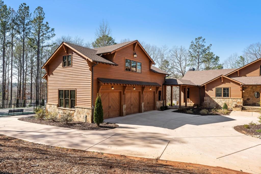 975 Blalock Lakes Drive
