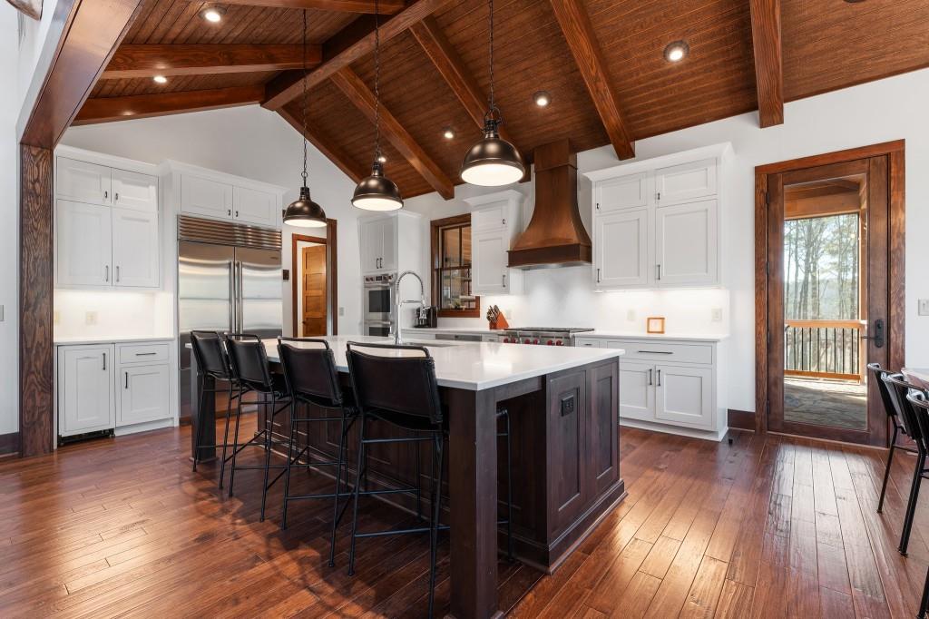 975 Blalock Lakes Drive