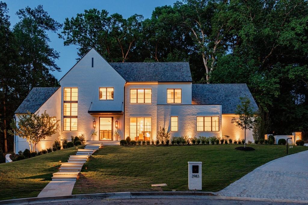 2983 Habersham Court NW
