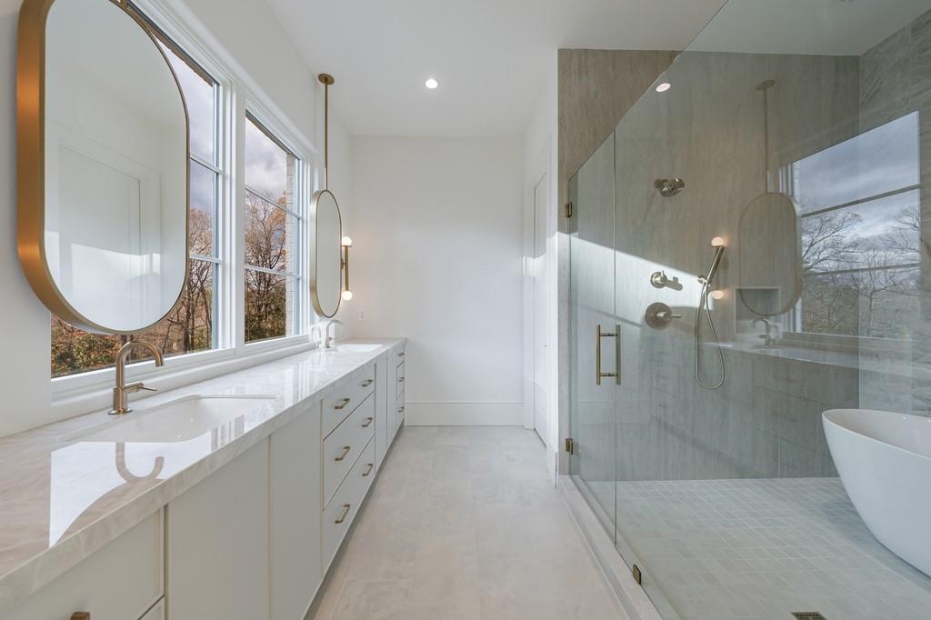 2983 Habersham Court NW