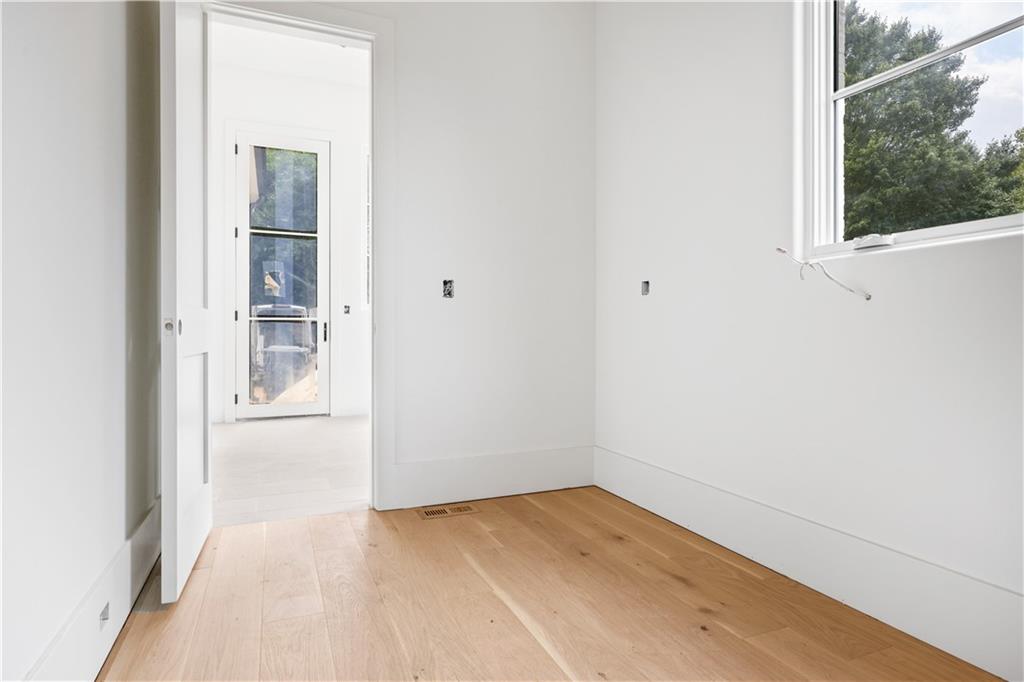 2983 Habersham Court NW