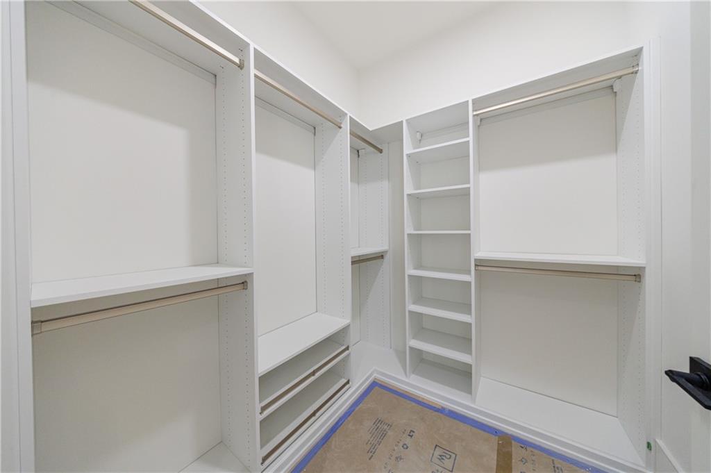 2983 Habersham Court NW