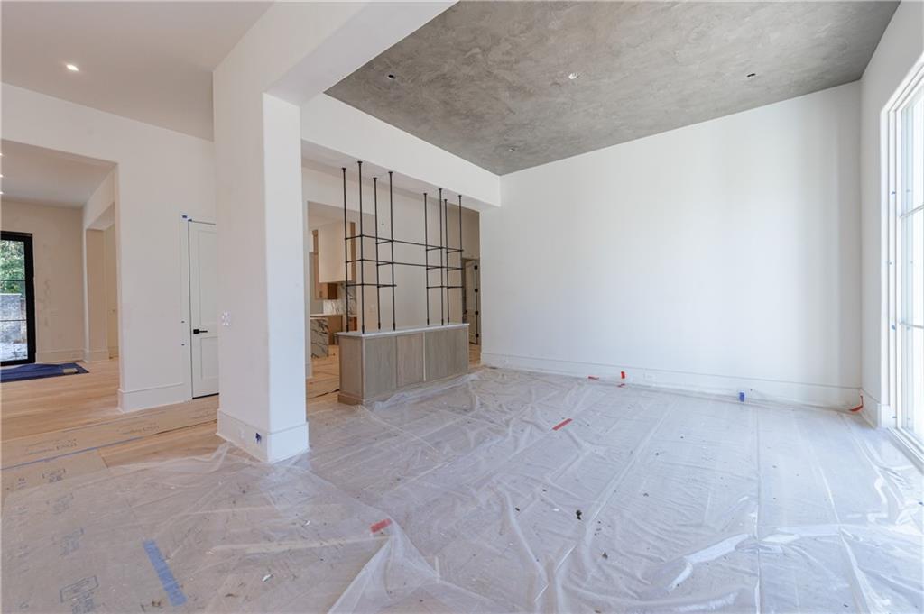 2983 Habersham Court NW