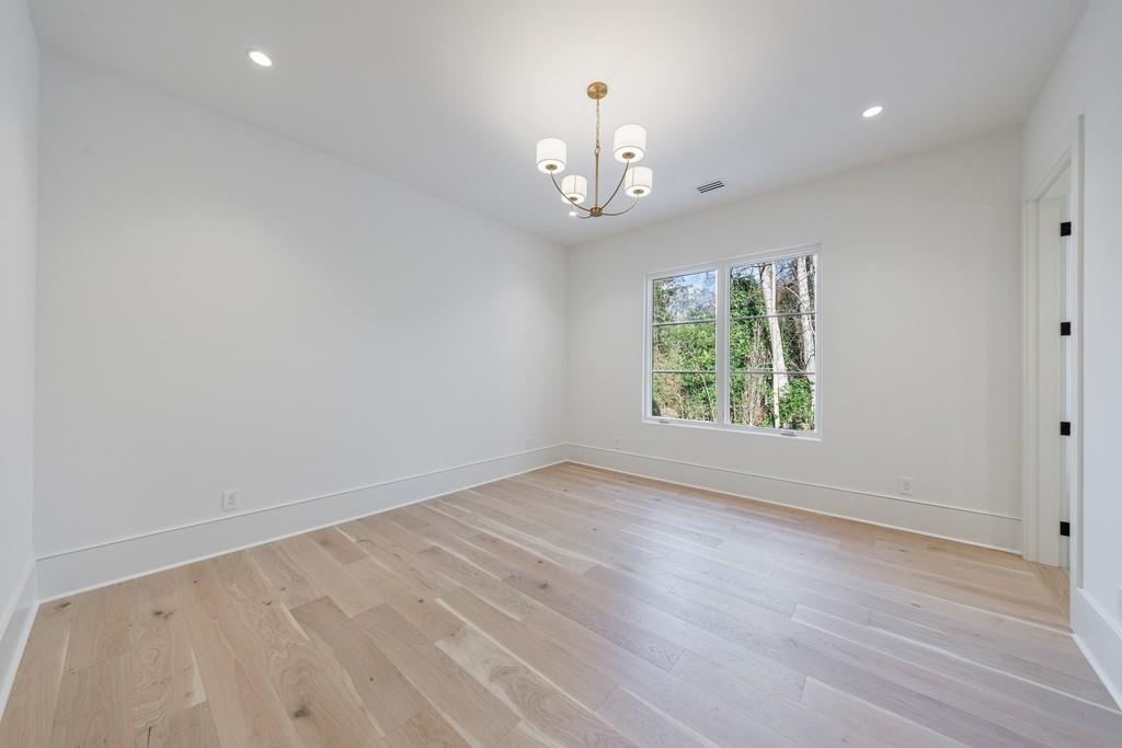 2983 Habersham Court NW