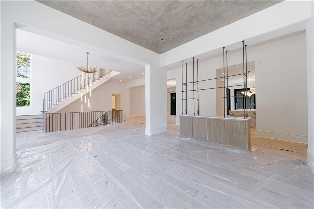 2983 Habersham Court NW