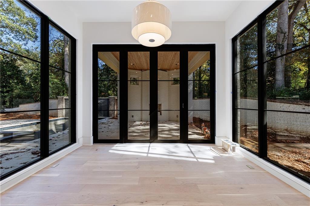 2983 Habersham Court NW