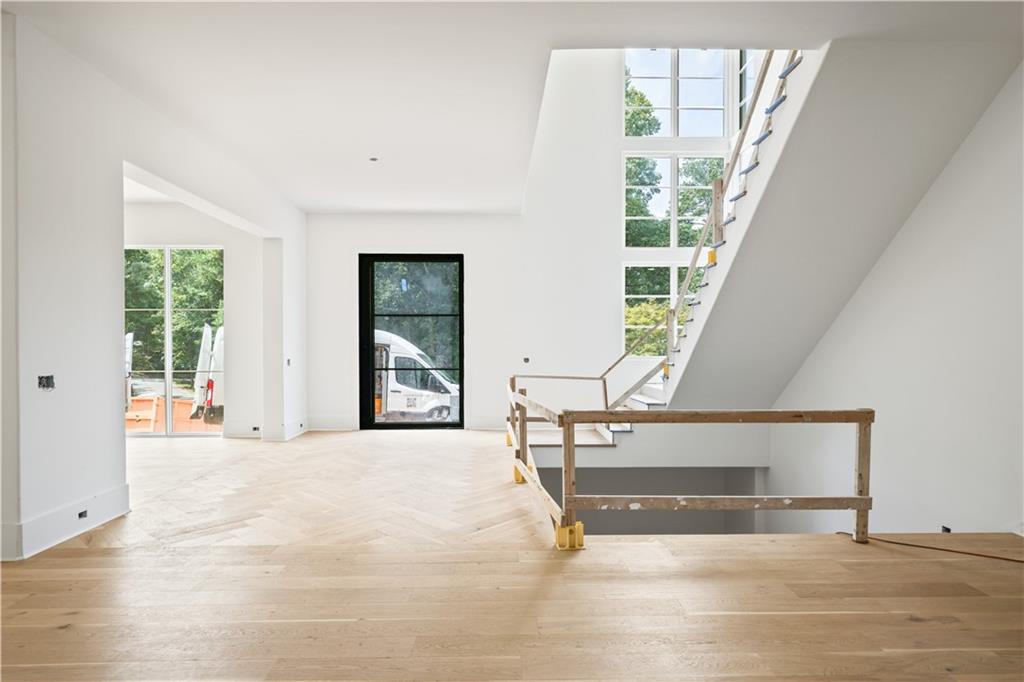 2983 Habersham Court NW