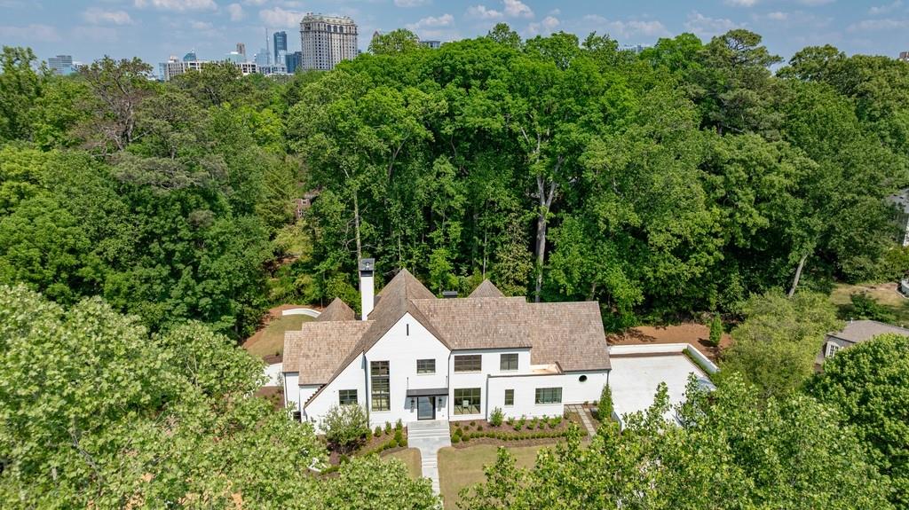 2983 Habersham Court NW
