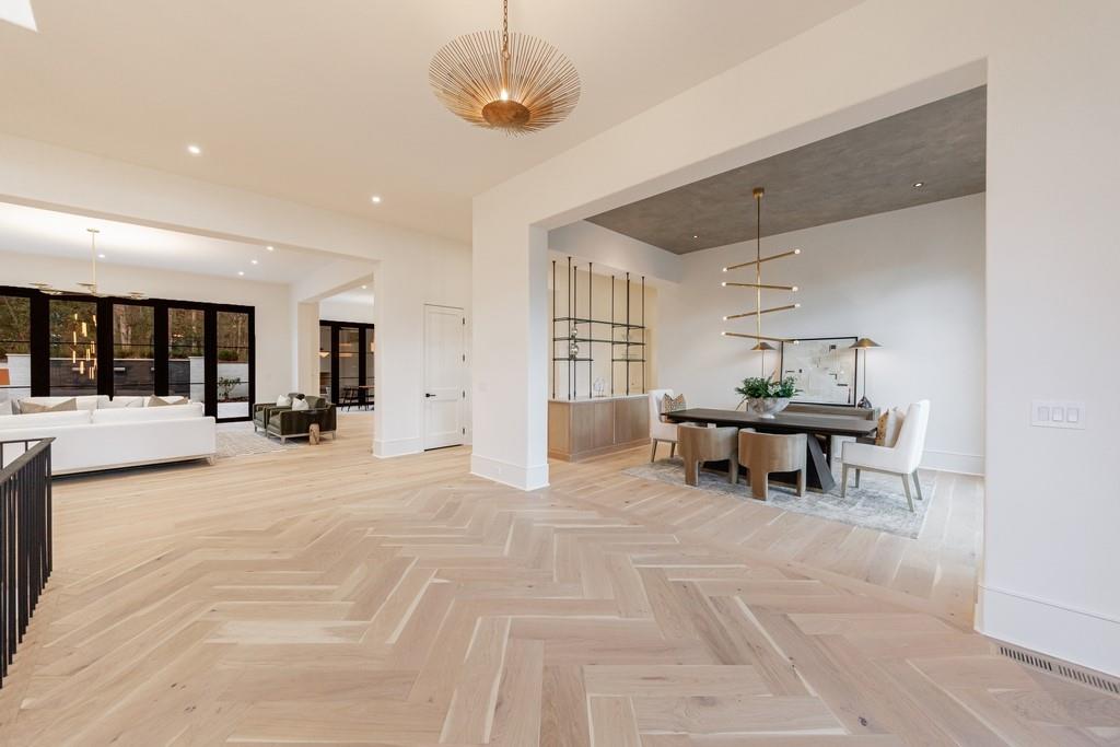 2983 Habersham Court NW