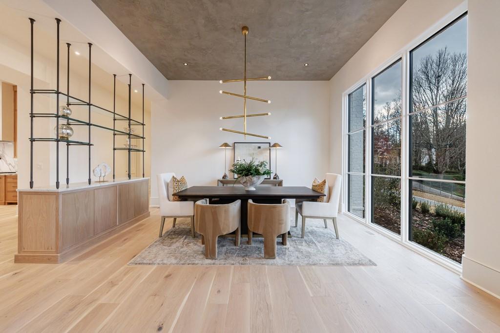 2983 Habersham Court NW