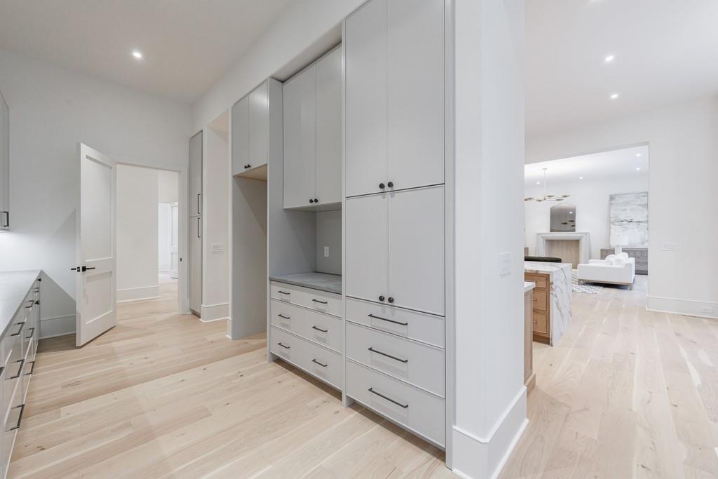 2983 Habersham Court NW