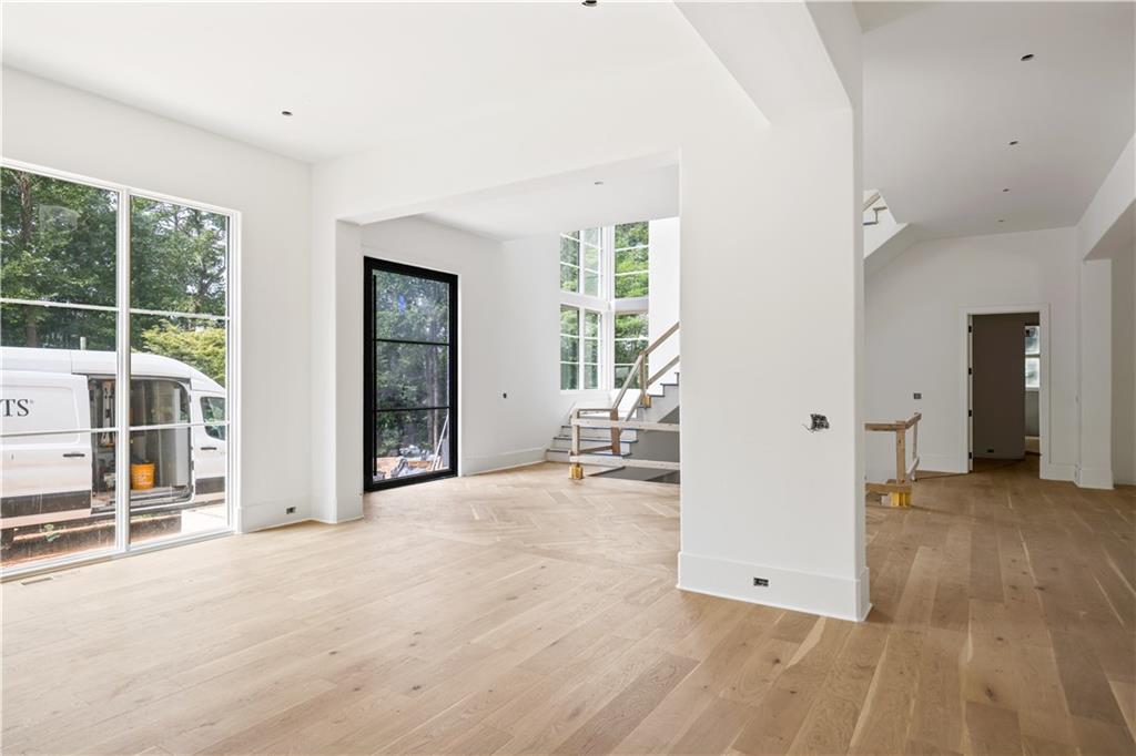 2983 Habersham Court NW