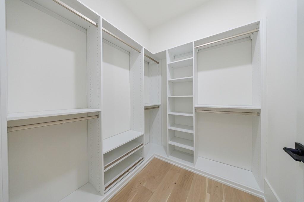 2983 Habersham Court NW