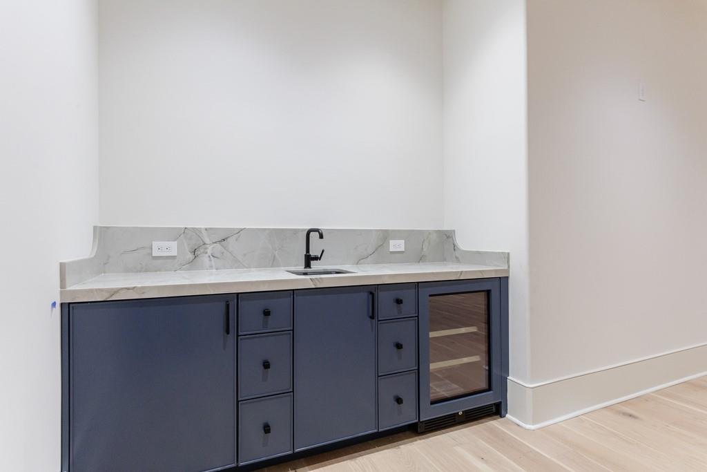 2983 Habersham Court NW